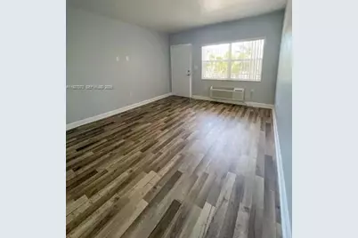 8000 NE Bayshore Ct #109, Miami, FL 33138 - Photo 5