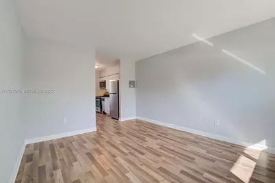 8000 NE Bayshore Ct #109, Miami, FL 33138 - Photo 7