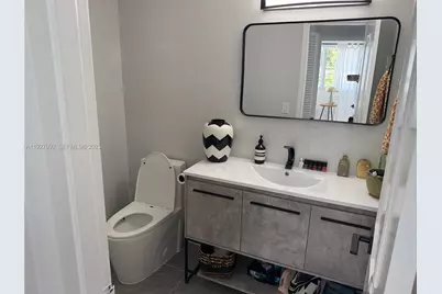 9381 E Bay Harbor Dr #402N, Bay Harbor Islands, FL 33154 - Photo 11