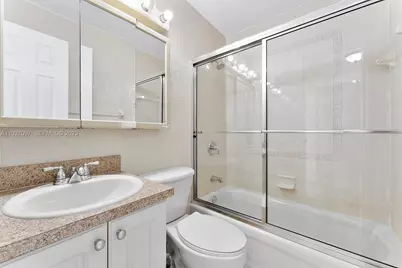 5511 SW 36th Ct, Davie, FL 33314 - Photo 17