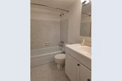 501 Blue Heron Dr #319-A, Hallandale Beach, FL 33009 - Photo 9