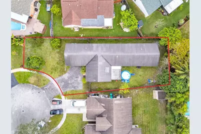 10380 SW 49th Pl, Cooper City, FL 33328 - Photo 3