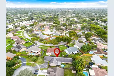 10380 SW 49th Pl, Cooper City, FL 33328 - Photo 43