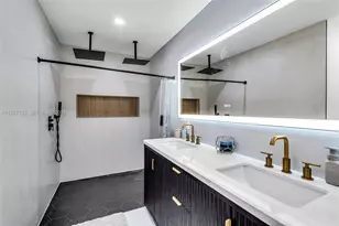 10380 SW 49th Pl, Cooper City, FL 33328 - Photo 19