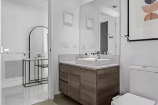 1080 Brickell Ave, Miami, FL 33131 - Photo 25
