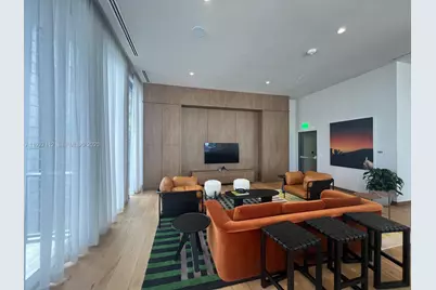 11 NE 6 St #2501, Miami, FL 33132 - Photo 5