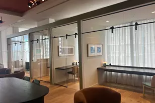 11 NE 6th St, Miami, FL 33132 - Photo 7