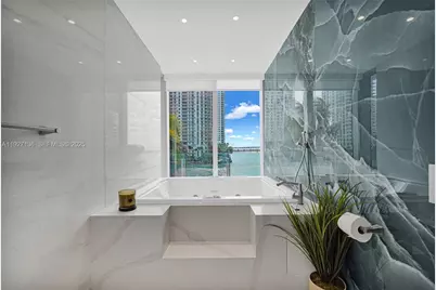 300 Biscayne Blvd Way #301E, Miami, FL 33131 - Photo 37