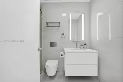 300 Biscayne Blvd Way #301E, Miami, FL 33131 - Photo 45