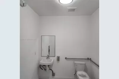 1695 NW 110th Ave #103, Sweetwater, FL 33172 - Photo 5