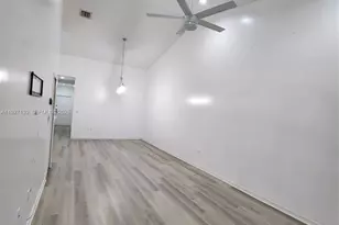 1213 NE 32nd Ave, Homestead, FL 33033 - Photo 3