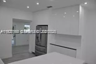 261 NW 46th Ave, Miami, FL 33126 - Photo 3