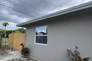 5415 NW 22nd St, Lauderhill, FL 33313 - Photo 5