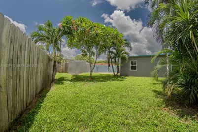 14920 Garfield Dr, Homestead, FL 33033 - Photo 23