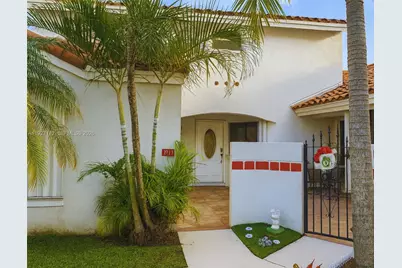 1913 San Remo Cir, Homestead, FL 33035 - Photo 1