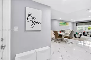 410 SE 2nd St, Hallandale Beach, FL 33009 - Photo 3