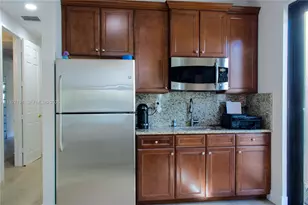 8800 NW 98th Ct, Doral, FL 33178 - Photo 19