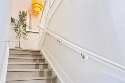 8800 NW 98th Ct, Doral, FL 33178 - Photo 21