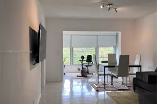 300 NE 20th St, Boca Raton, FL 33431 - Photo 3