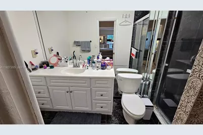 2750 N 34th Ave #9A, Hollywood, FL 33021 - Photo 17