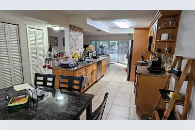 2750 N 34th Ave #9A, Hollywood, FL 33021 - Photo 5