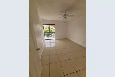 5423 W 22nd Ct #103, Hialeah, FL 33016 - Photo 7