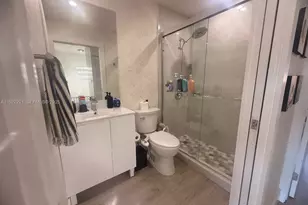 6864 NW 166th Terrace, Miami Lakes, FL 33014 - Photo 9