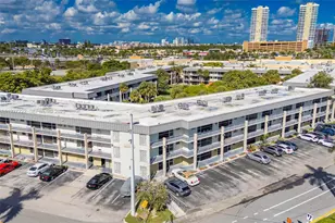 300 Layne Blvd, Hallandale Beach, FL 33009 - Photo 17