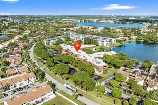 661 NE 195th St, Miami, FL 33179 - Photo 29
