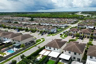 25185 SW 108th Ave, Homestead, FL 33032 - Photo 11