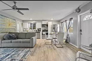 420 SE 9th Ct, Fort Lauderdale, FL 33316 - Photo 3