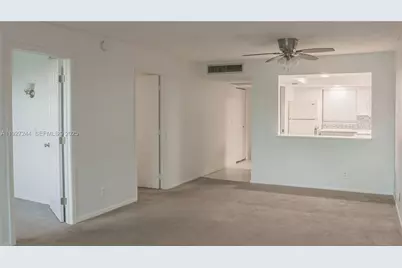 9421 Evergreen Pl #103, Davie, FL 33324 - Photo 19