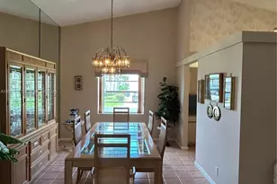 5275 Tiffany Anne Cir, West Palm Beach, FL 33417 - Photo 5