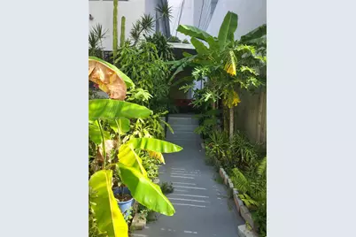 364 SW 11th St, Miami, FL 33130 - Photo 55