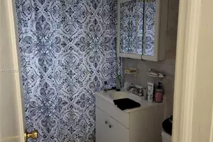 364 SW 11th St, Miami, FL 33130 - Photo 47