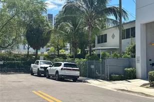 364 SW 11th St, Miami, FL 33130 - Photo 7