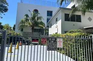 364 SW 11th St, Miami, FL 33130 - Photo 9