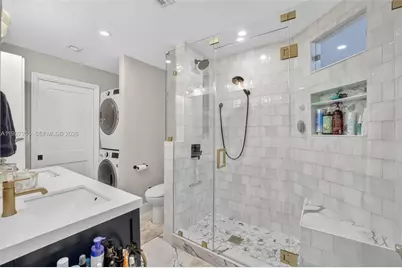 237 City View Dr #237, Fort Lauderdale, FL 33311 - Photo 29