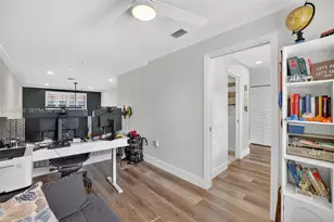 237 City View Dr, Fort Lauderdale, FL 33311 - Photo 39