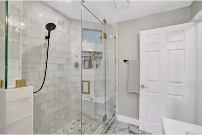 237 City View Dr #237, Fort Lauderdale, FL 33311 - Photo 31