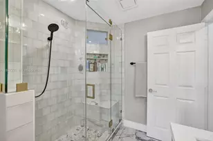 237 City View Dr, Fort Lauderdale, FL 33311 - Photo 31