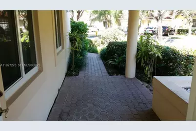 10136 NW 43rd Ter #10136, Doral, FL 33178 - Photo 5