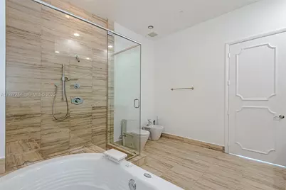 15901 Collins Ave #4302, Sunny Isles Beach, FL 33160 - Photo 27