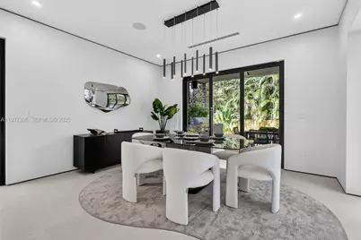 1008 NE 114th St, Biscayne Park, FL 33161 - Photo 15