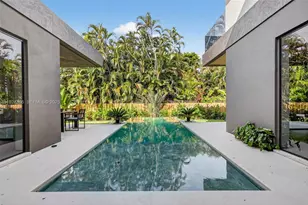 1008 NE 114th St, Biscayne Park, FL 33161 - Photo 7