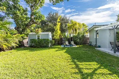 475 NW 42nd St, Miami, FL 33127 - Photo 23