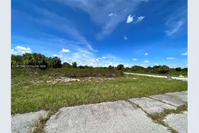 800 Berkshire, Labelle, FL 33935 - Photo 7