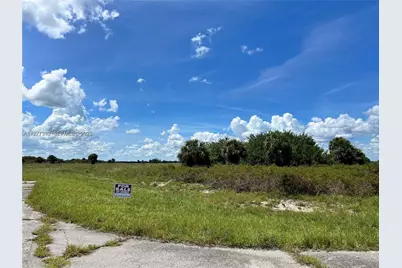 800 Berkshire, Labelle, FL 33935 - Photo 11