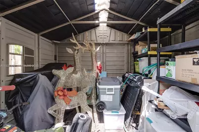 665 NE 120th St, Biscayne Park, FL 33161 - Photo 31