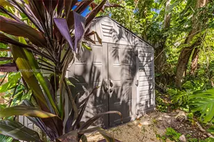 665 NE 120th St, Biscayne Park, FL 33161 - Photo 29